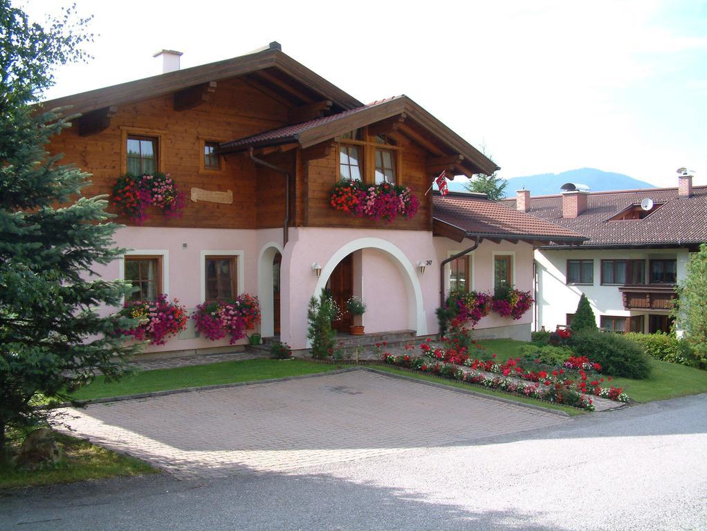 Haus Carina Apartment Flachau Exterior photo